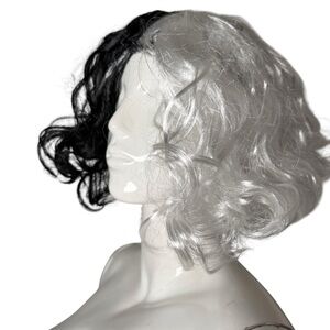 Black & white curly bob‎ wig great Cruella de Vil costume